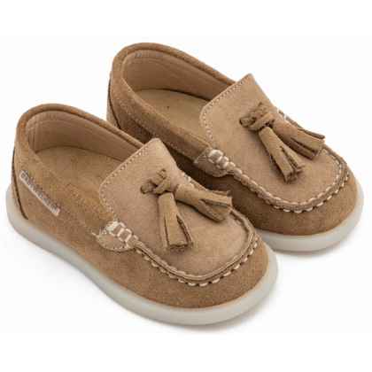 Καστόρινο Loafers με Φουντάκια σε  Πούρο Χρώμα